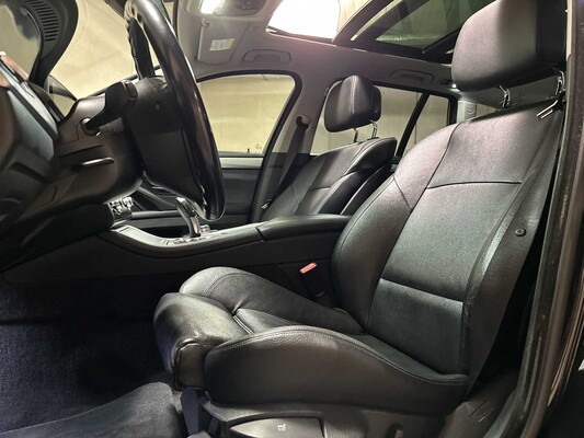 BMW 520d Touring High Executive M Sport 184pk 2013 5-serie, NN-706-Z