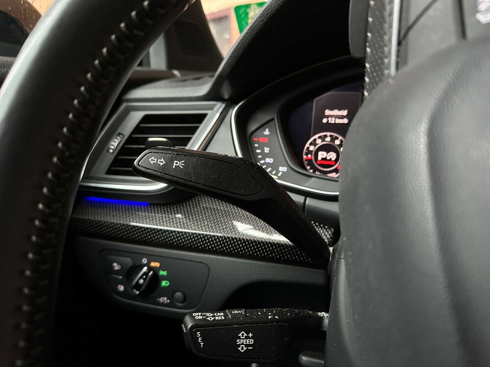 Audi Q5 2.0 TFSI Quattro Sport S Line Black Edition 252 PS 2018 (Original-NL + 1. Besitzer), TT-931-B