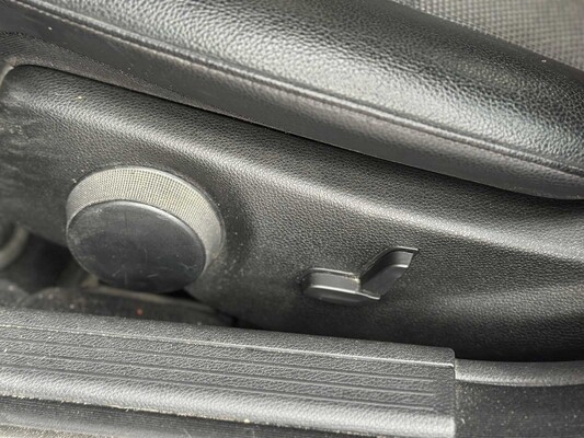 Mercedes-Benz C180 CDI Business Class Avantgarde 120pk 2013 C-klasse, 20-ZVX-8