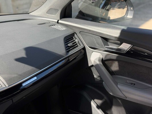 Audi Q5 55 TFSI e quattro Competition 367pk 2020, HFZ-38-V
