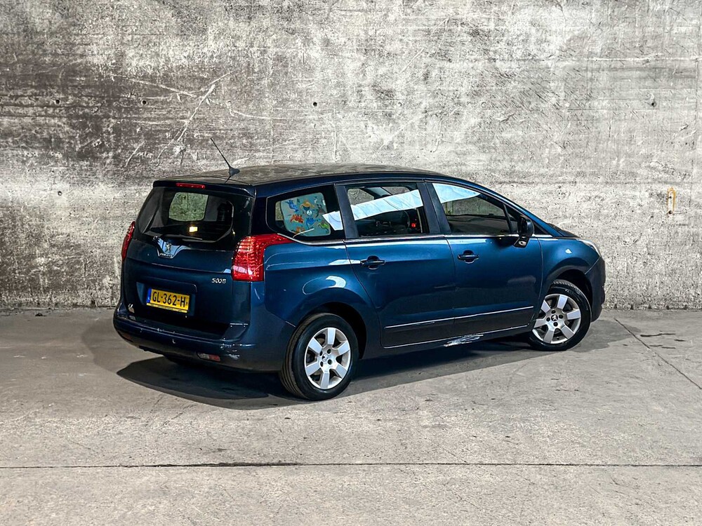 Peugeot 5008 1,2 PureT Active 131 PS 2015 (Original-NL), GL-362-H