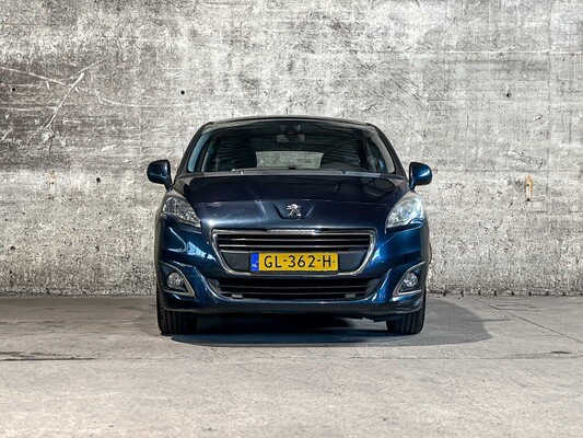 Peugeot 5008 1,2 PureT Active 131 PS 2015 (Original-NL), GL-362-H