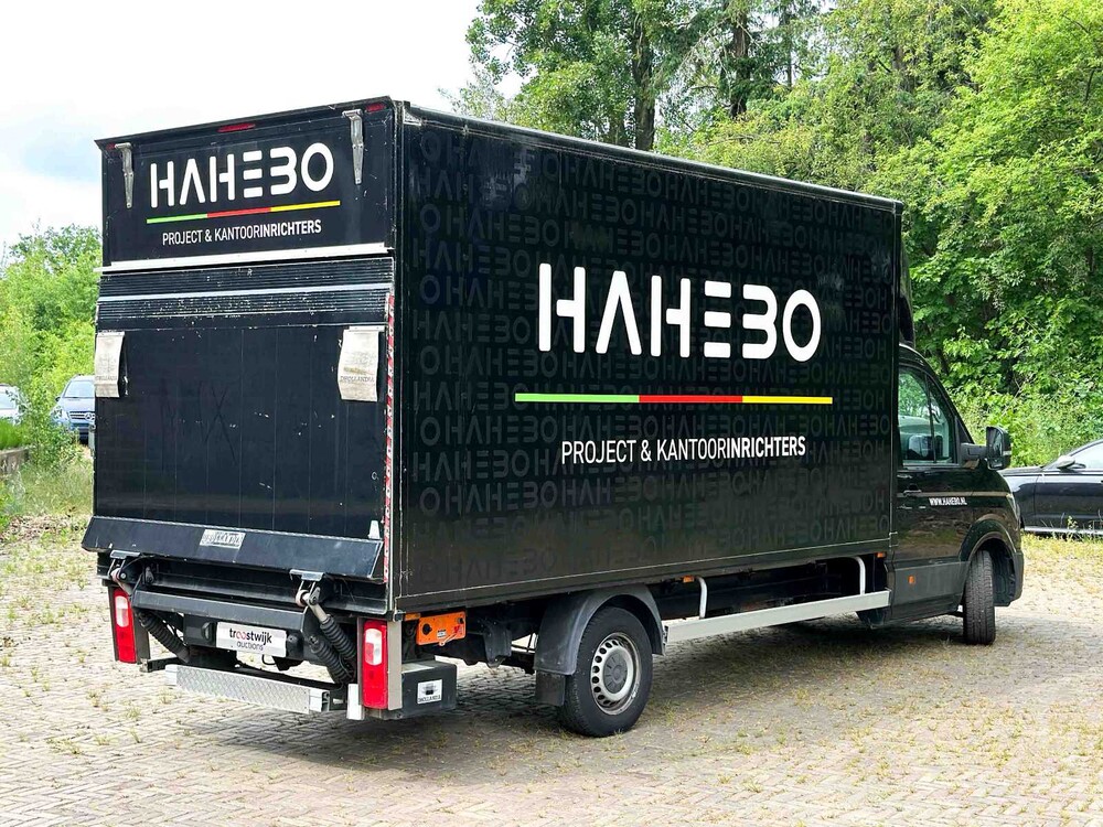 Volkswagen Crafter 35 2.0 TDI L4 EL Highline 177pk 2018, V-106-NZ Bedrijfswagen