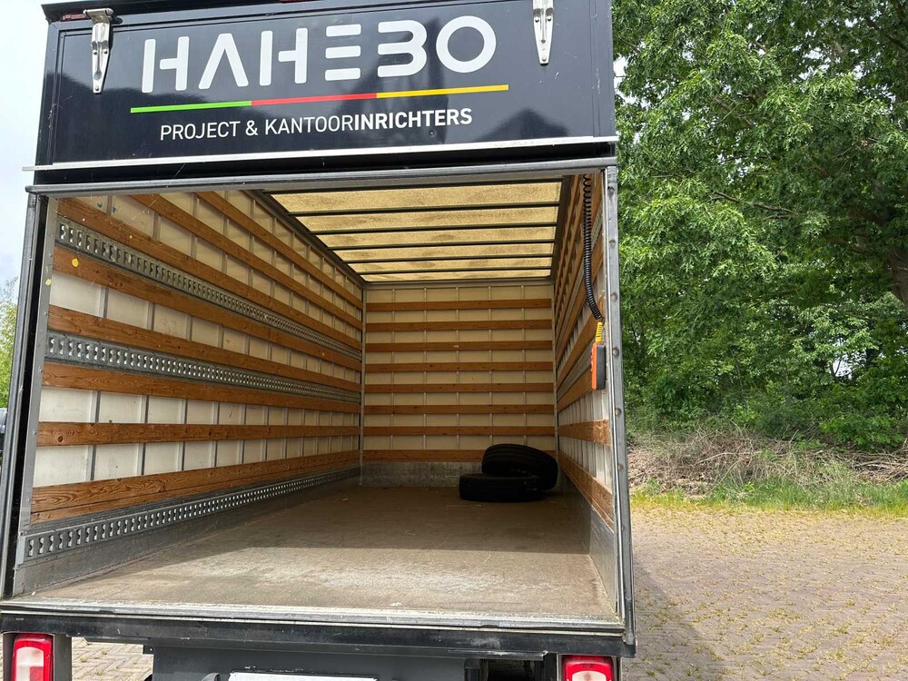 Volkswagen Crafter 35 2.0 TDI L4 EL Highline 177pk 2018, V-106-NZ Bedrijfswagen