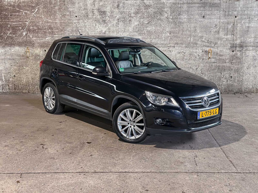 Volkswagen Tiguan 2.0 TSI Track&Field 4Motion 200pk 2008, L-775-LG