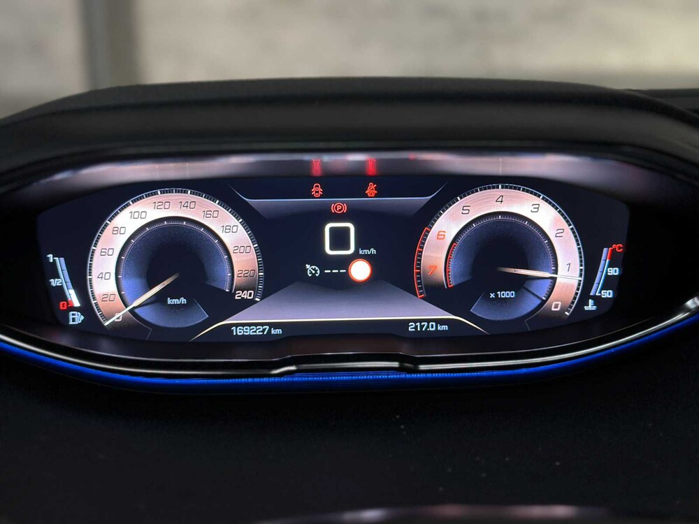 Peugeot 5008 1.2 PureTech Blue Lease GT-Line 131pk 2020, J-762-BF