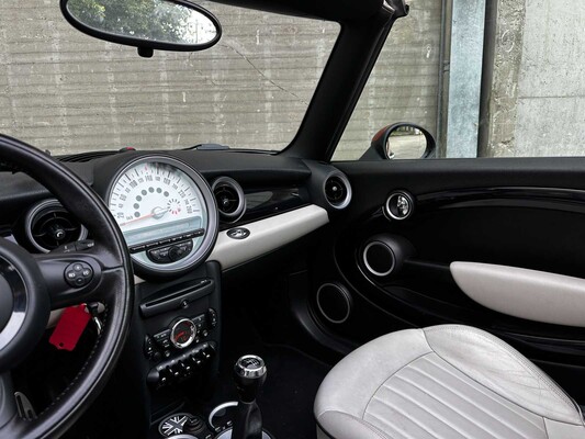 Mini Cabrio 1.6 Cooper S Chili 161pk 2011 (83.694 KM), R-420-DG
