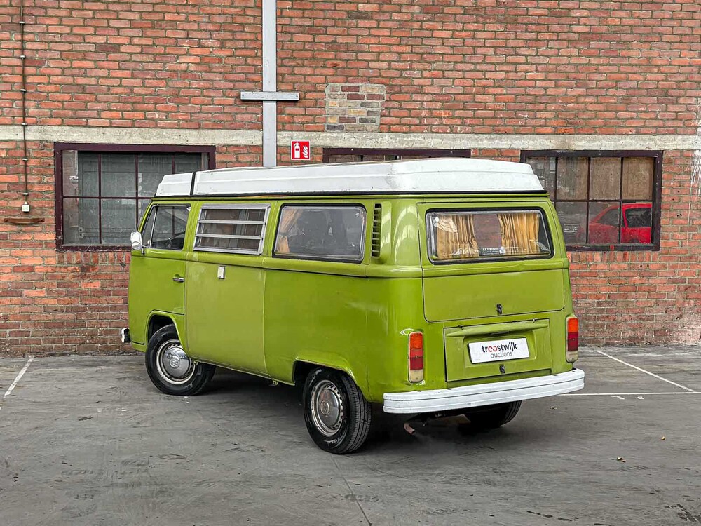 Volkswagen 23 Kampeerauto 1977, 00-SL-64 Camper