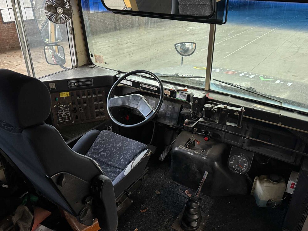 International 3700 Schoolbus 188pk 1999, BR-LH-18
