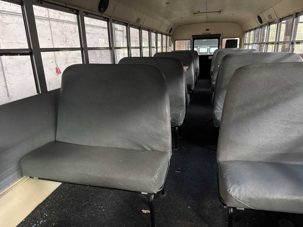International 3700 Schoolbus 188pk 1999, BR-LH-18
