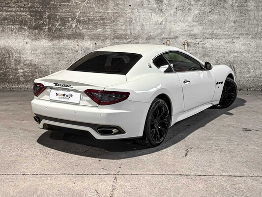 Maserati Granturismo S 4.7 V8 440pk MC Shift 440pk 2009