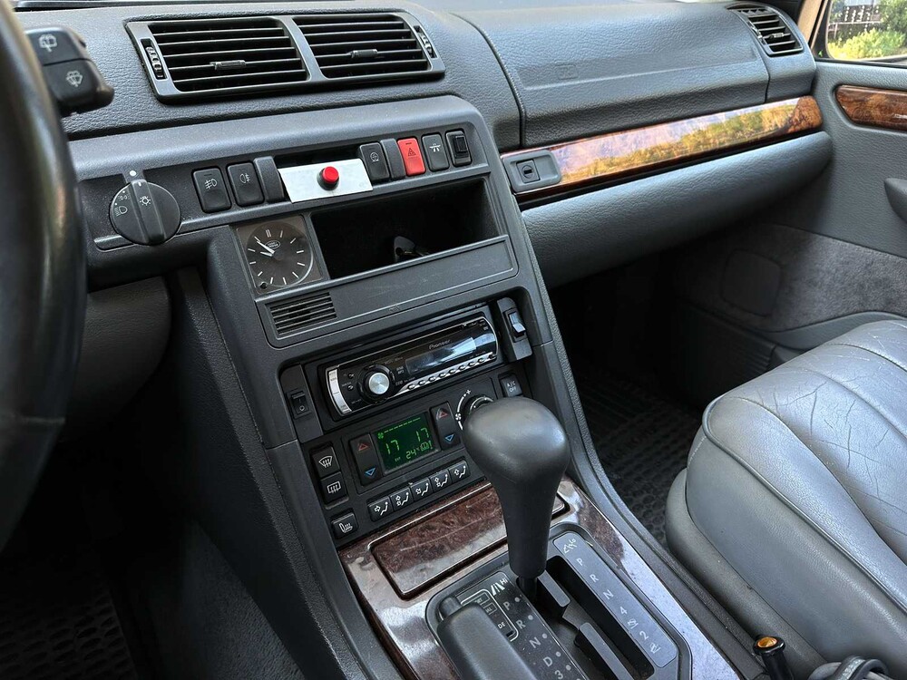 Land Rover Range Rover 4.6 V8 HSE 223pk 1995, 75-FS-RZ