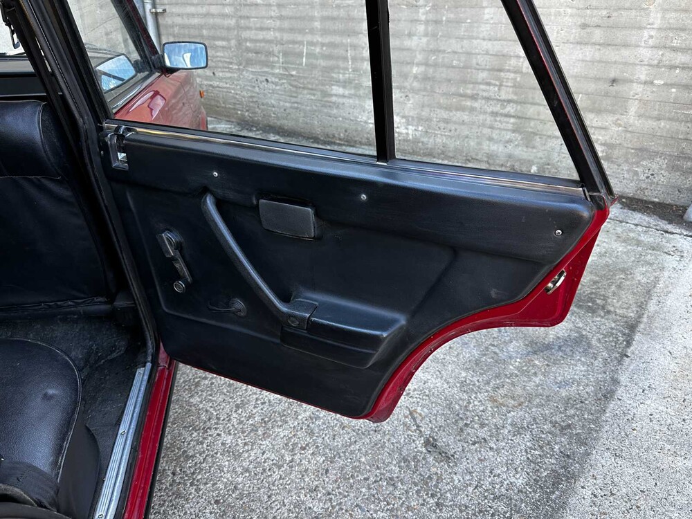 Lada 2105 69pk 1989