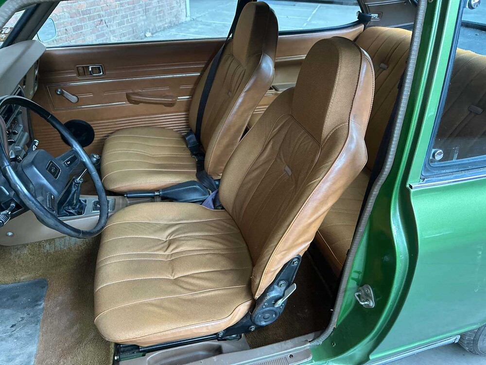 Toyota Carina 1.6 de Luxe 75pk 1976, 98-JU-66