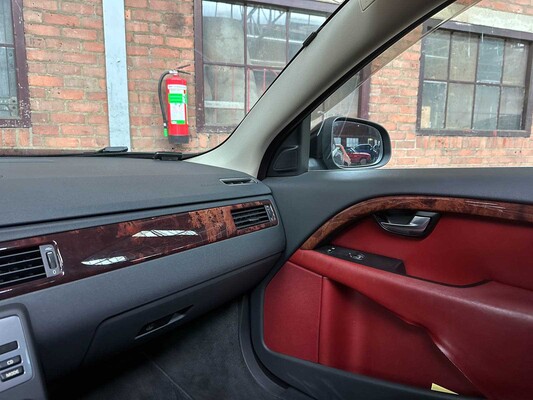 Volvo V70 3.2 6-Cilinder 238pk 2008 Youngtimer