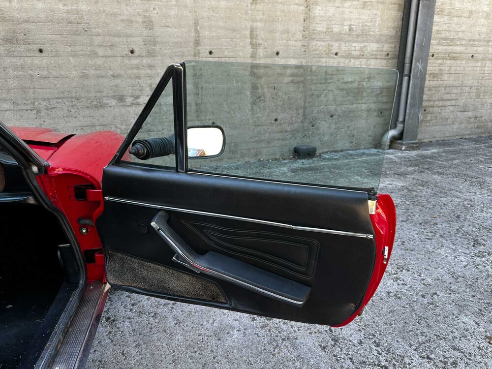 Fiat Spider 2000 H5 105pk 1983, 77-XR-TP 