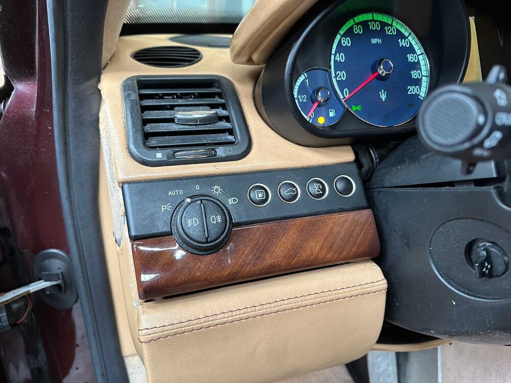Maserati Quattroporte Sport GT 400pk 2006 Youngtimer