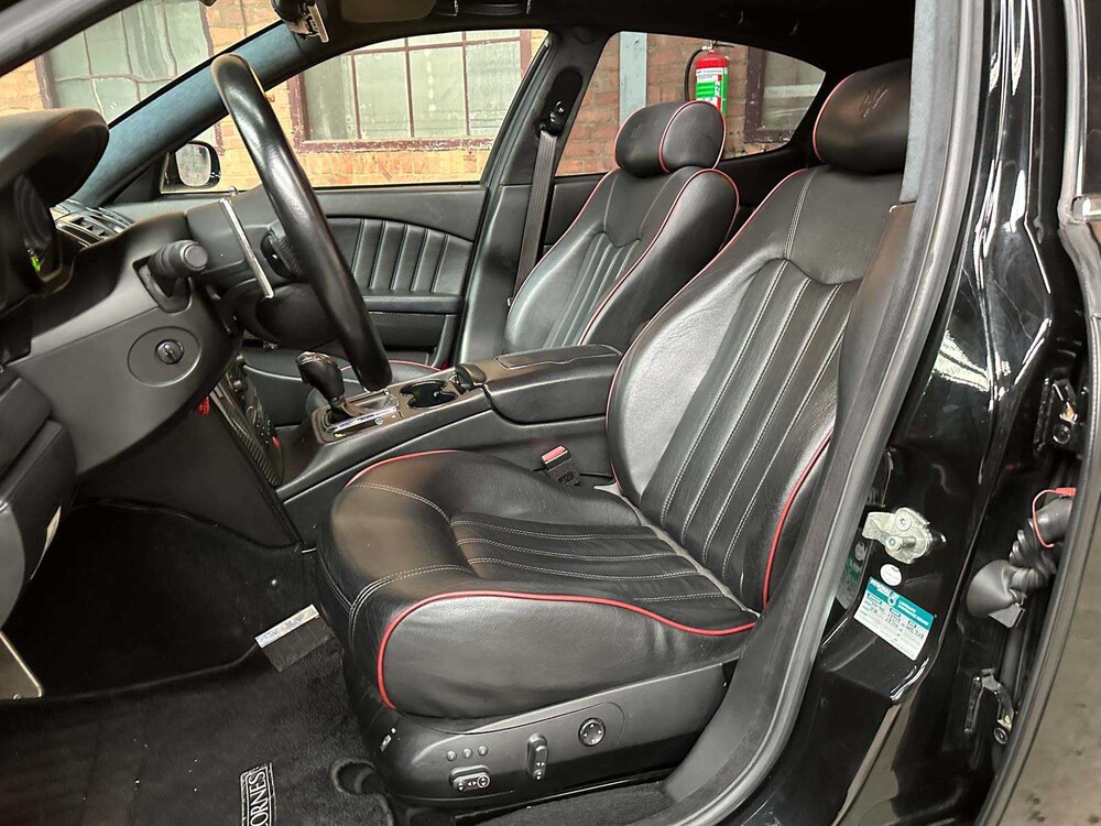 Maserati Quattroporte 4.2 V8 Sport GT 401pk ZF 2007 -Youngtimer-