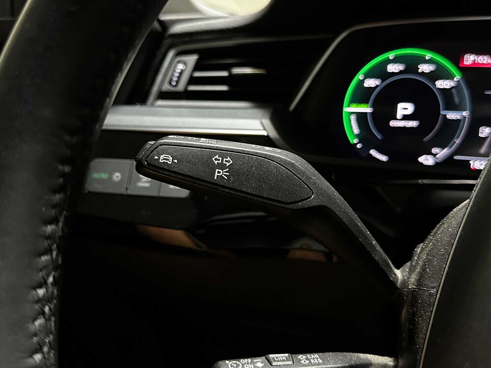 Audi e-tron Sportback 55 quattro Edition 95 kWh 408 PS 2022 (Original-NL + 1. Besitzer), P-835-GD