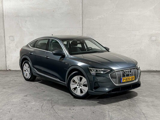 Audi e-tron Sportback 55 quattro edition 95 kWh 408pk 2022 (Origineel-NL + 1e eigenaar), P-835-GD