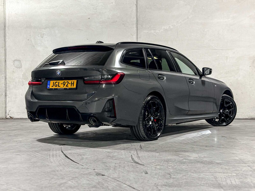 BMW 330e Touring 3-serie 292pk 2025 (Origineel-NL + 1e eigenaar), JGL-92-H