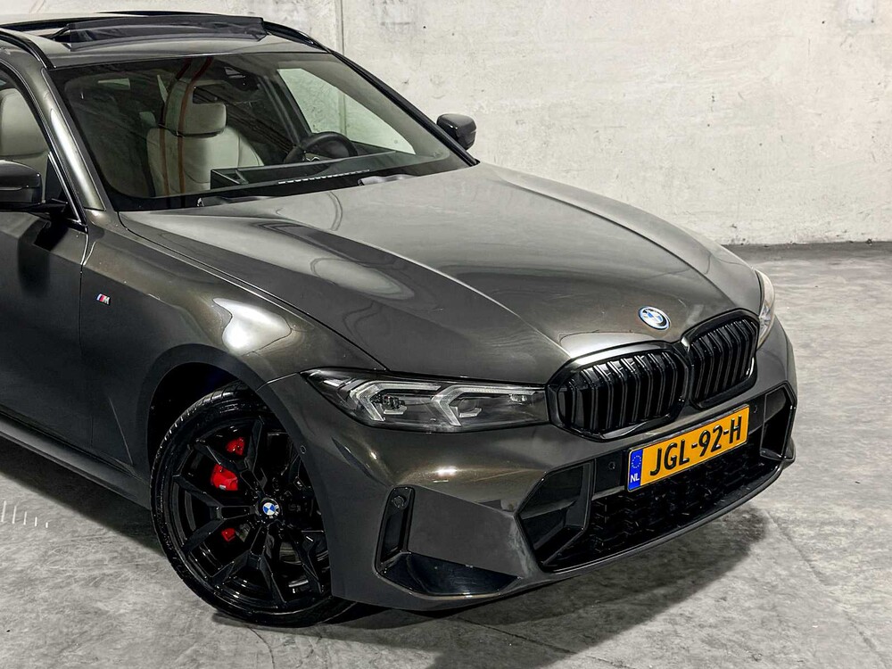 BMW 330e Touring 3-serie 292pk 2025 (Origineel-NL + 1e eigenaar), JGL-92-H