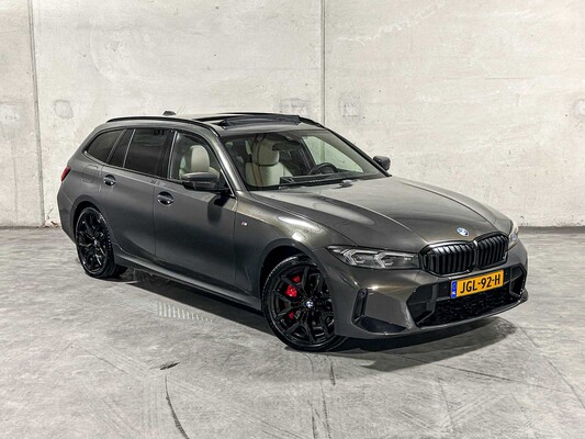 BMW 330e Touring 3-serie 292pk 2025 (Origineel-NL + 1e eigenaar), JGL-92-H