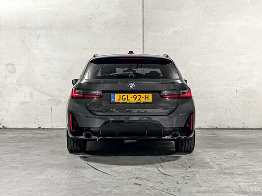 BMW 330e Touring 3-serie 292pk 2025 (Origineel-NL + 1e eigenaar), JGL-92-H