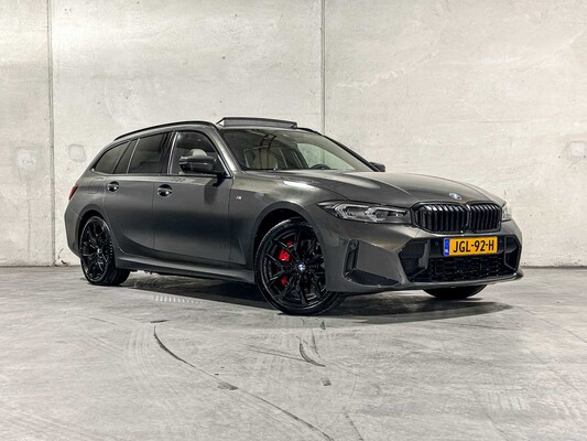 BMW 330e Touring 3-serie 292pk 2025 (Origineel-NL + 1e eigenaar), JGL-92-H