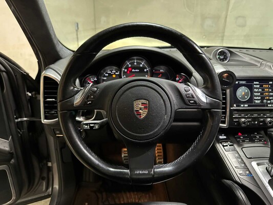 Porsche Cayenne Turbo 4.8 V8 500pk 2010, JF-108-D