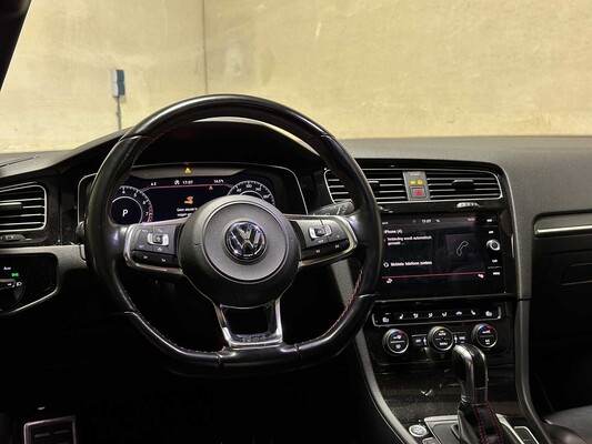 Volkswagen Golf GTI Performance VII 2.0 TSI Golf 7 245hp 2019, G-609-HX