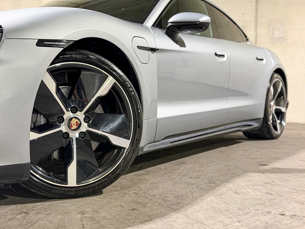 Porsche Taycan Performance 94 kWh 476 PS 2021, N-714-GS