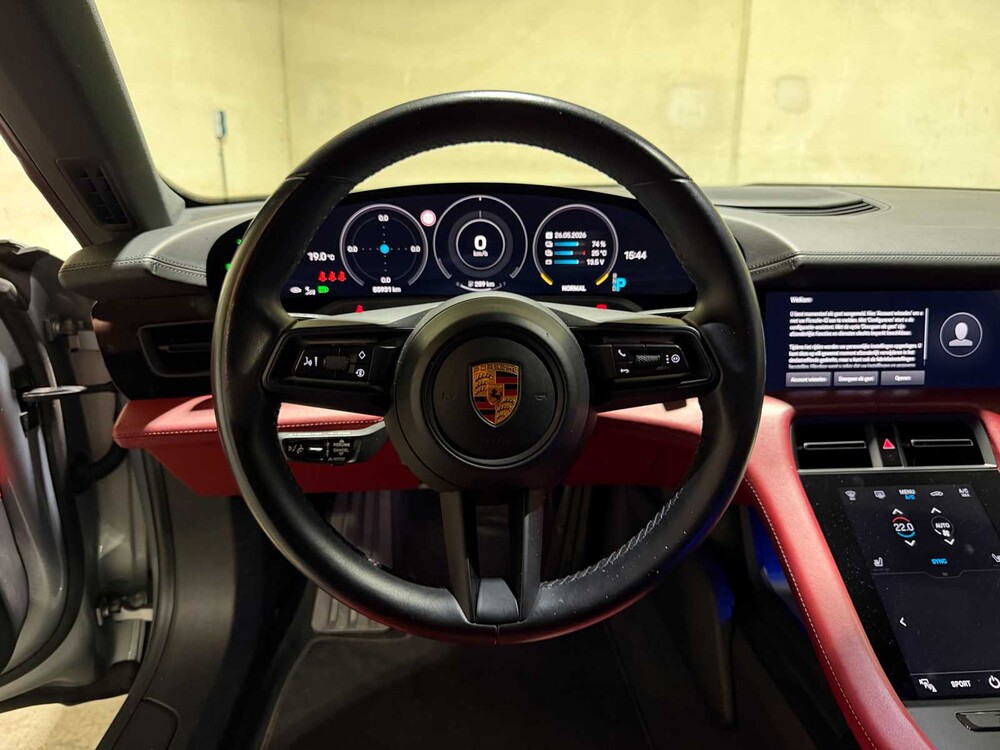 Porsche Taycan Performance 94 kWh 476pk 2021, N-714-GS