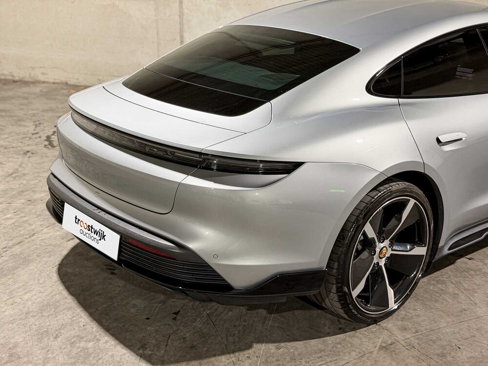 Porsche Taycan Performance 94 kWh 476pk 2021, N-714-GS