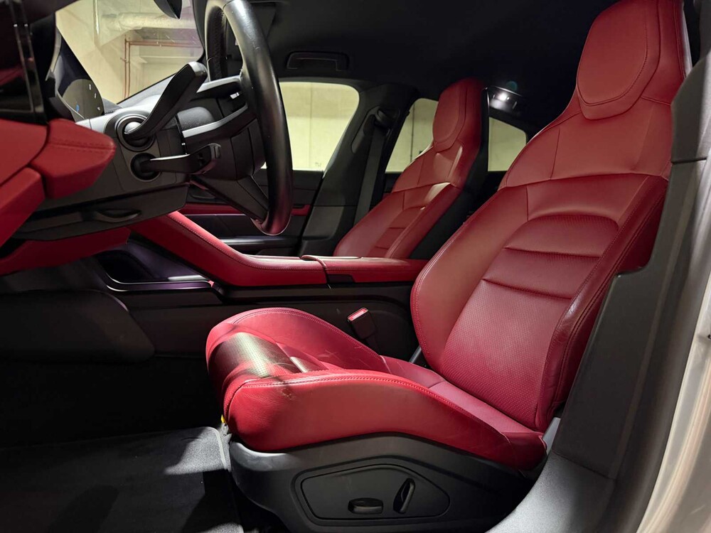 Porsche Taycan Performance 94 kWh 476pk 2021, N-714-GS