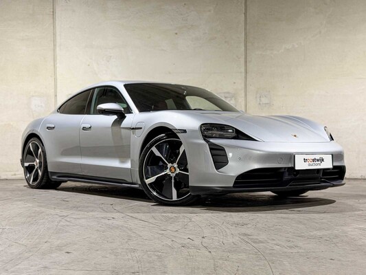 Porsche Taycan Performance 94 kWh 476pk 2021, N-714-GS
