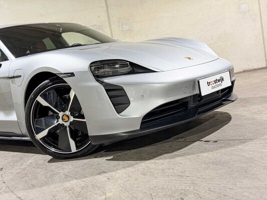 Porsche Taycan Performance 94 kWh 476pk 2021, N-714-GS