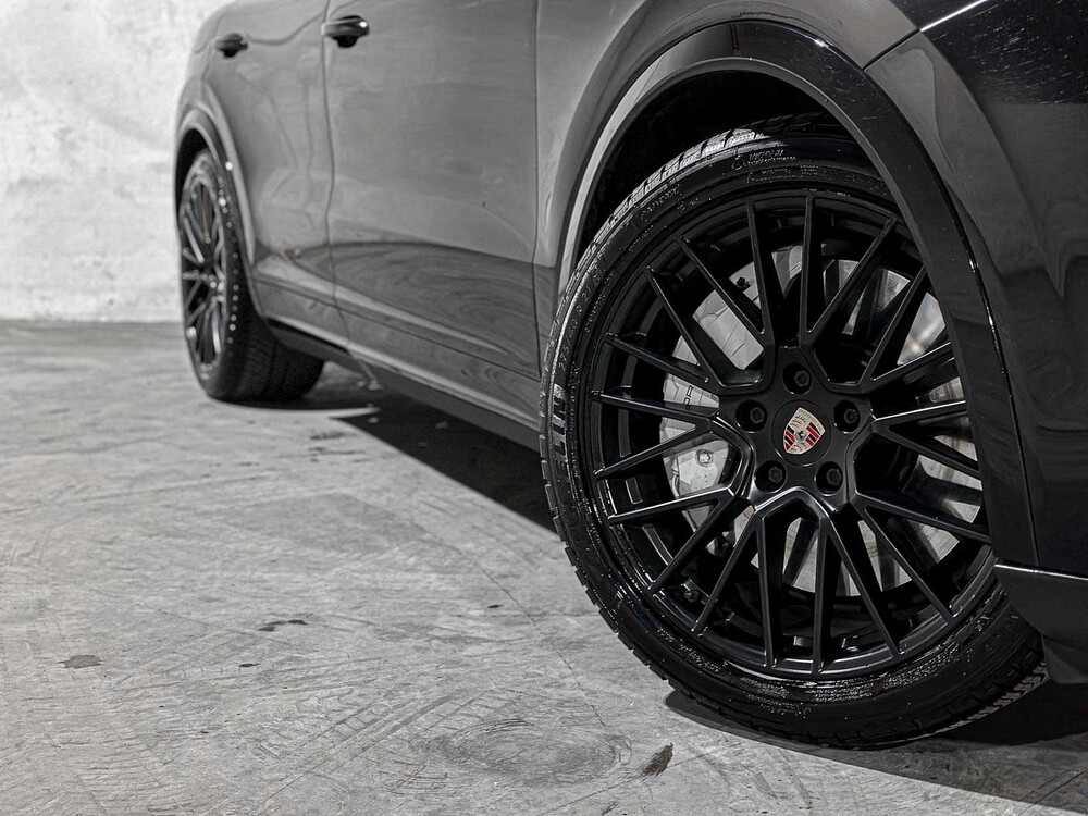 Porsche Cayenne Coupe Turbo 4.0 V8 549pk 2019, J-757-HF