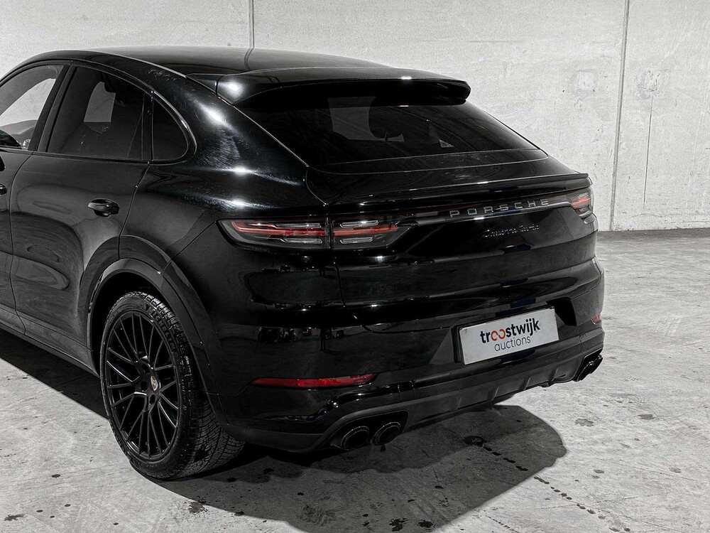 Porsche Cayenne Coupe Turbo 4.0 V8 549pk 2019, J-757-HF