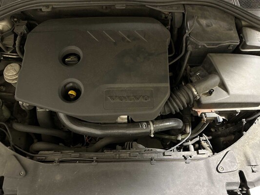 Volvo V60 1.6 D2 Kinetic 114pk 2012 (Origineel-NL) Automaat, 24-XZL-6