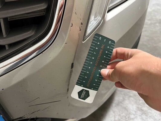Volvo V60 1.6 D2 Kinetic 114pk 2012 (Origineel-NL) Automaat, 24-XZL-6