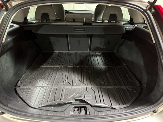 Volvo V60 1.6 D2 Kinetic 114pk 2012 (Origineel-NL) Automaat, 24-XZL-6