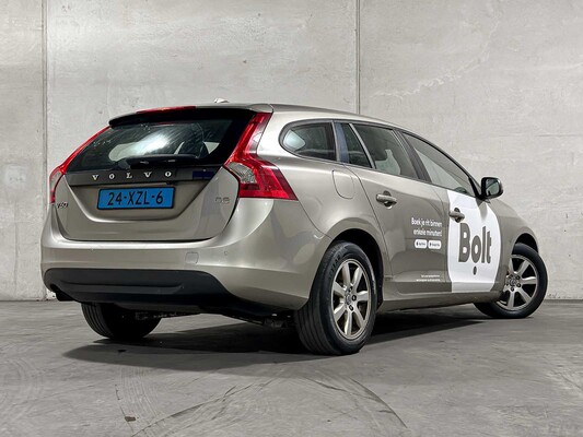 Volvo V60 1.6 D2 Kinetic 114pk 2012 (Origineel-NL) Automaat, 24-XZL-6
