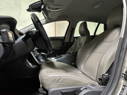 Volvo V60 1.6 D2 Kinetic 114pk 2012 (Origineel-NL) Automaat, 24-XZL-6