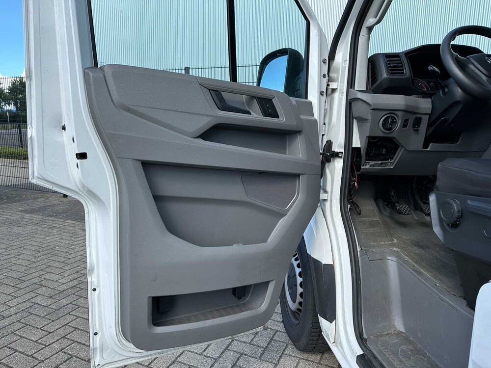Volkswagen Crafter 35 2.0 TDI L4H3 102pk 2020 (Origineel-NL) 3-persoons, VGS-74-Z
