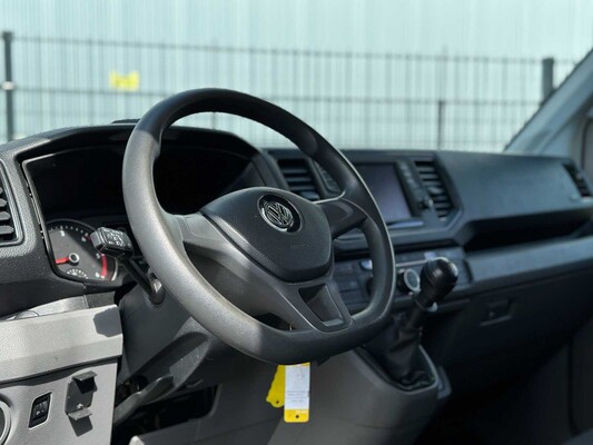 Volkswagen Crafter 35 2.0 TDI L4H3 102pk 2020 (Origineel-NL) 3-persoons, VGS-74-Z