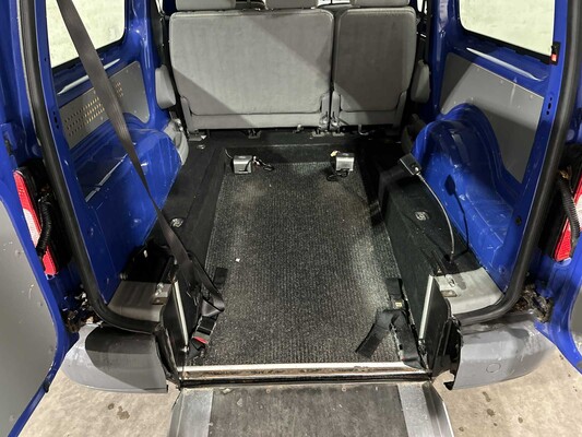 Volkswagen Caddy Maxi 1.9 TDI 5-persoons Roelstoelbus 105pk 2011 (Origineel-NL) Automaat, 09-LHX-9