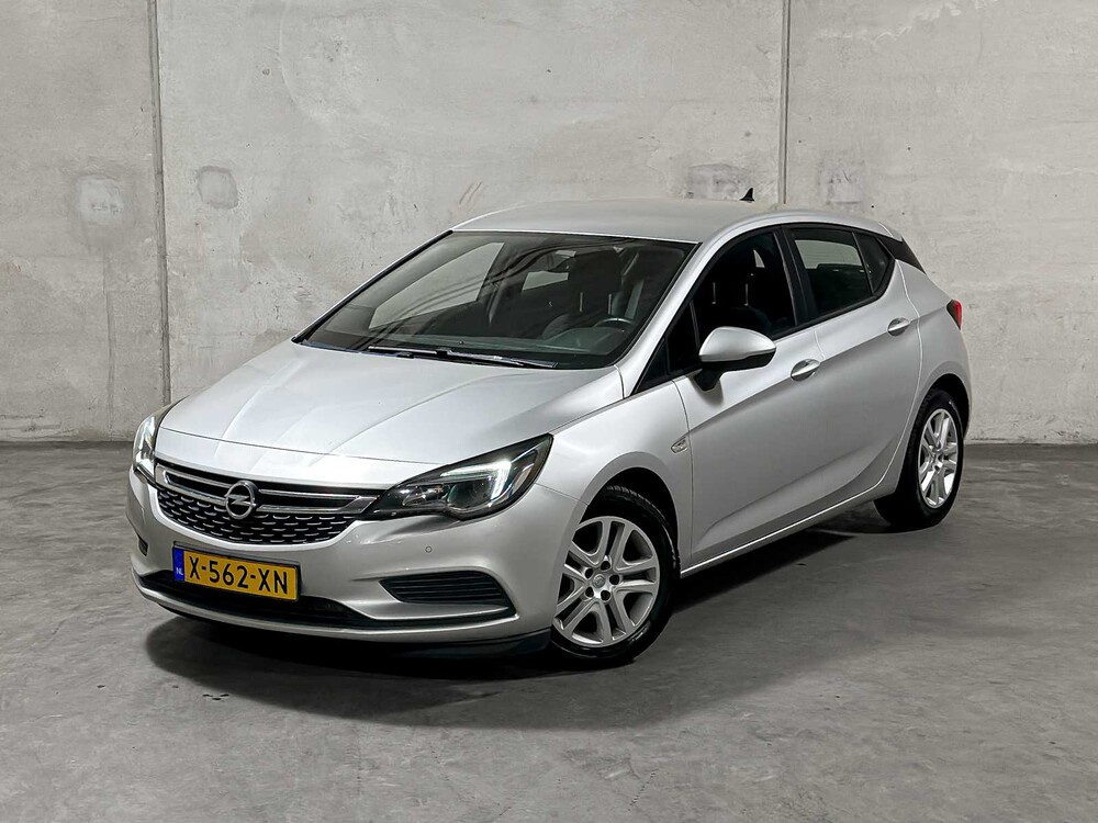 Opel Astra 1.6 CDTI Innovation 110pk 2018, X-562-XN