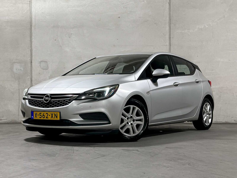 Opel Astra 1.6 CDTI Innovation 110pk 2018, X-562-XN