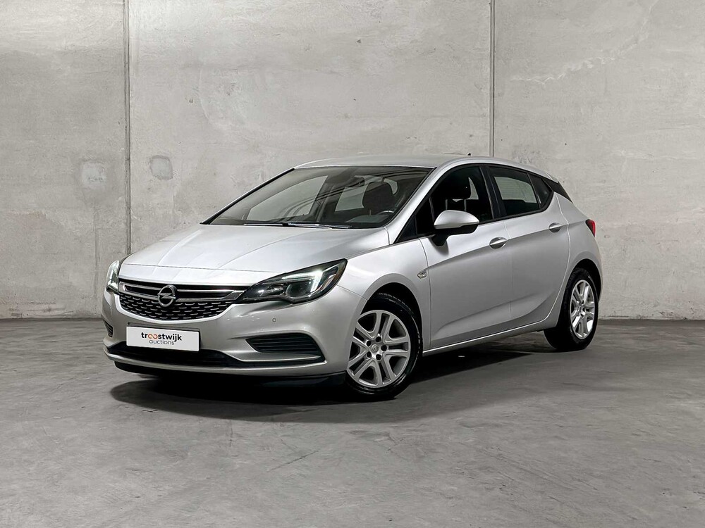 Opel Astra 1.6 CDTI Innovation 110pk 2018, X-562-XN